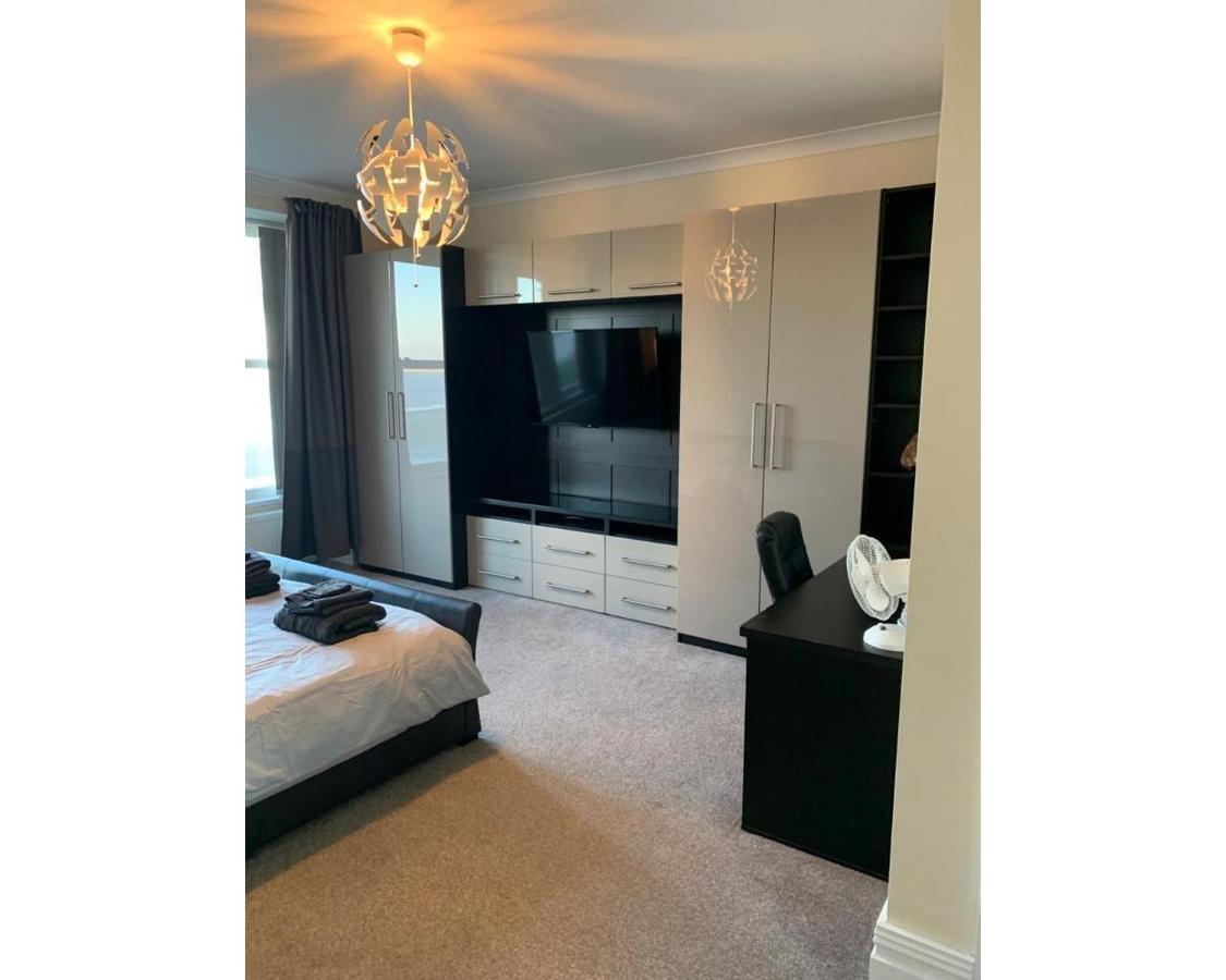 Marley Mansions Apartment - Egremont Promenade - 42 Wallasey Εξωτερικό φωτογραφία