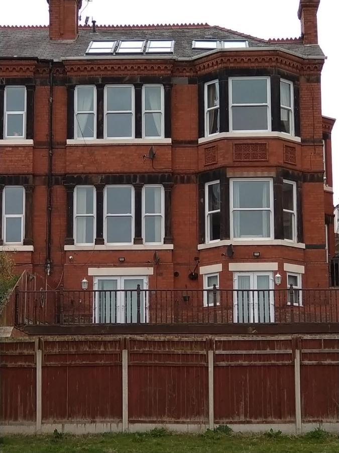 Marley Mansions Apartment - Egremont Promenade - 42 Wallasey Εξωτερικό φωτογραφία