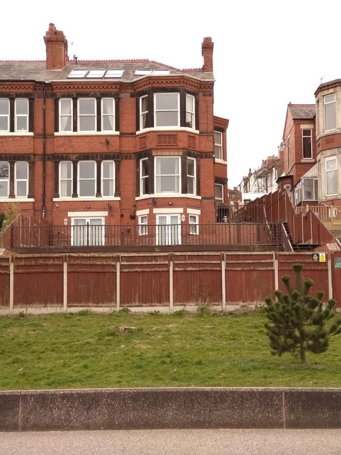 Marley Mansions Apartment - Egremont Promenade - 42 Wallasey Εξωτερικό φωτογραφία